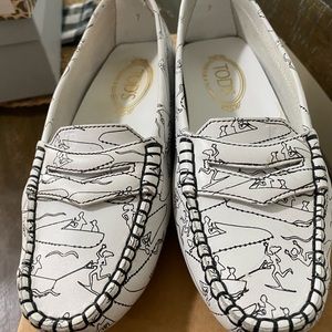 Women’s Tod’s printed loafers